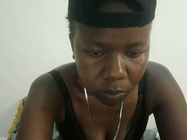 Blackdoll1 live cam on BongaCams