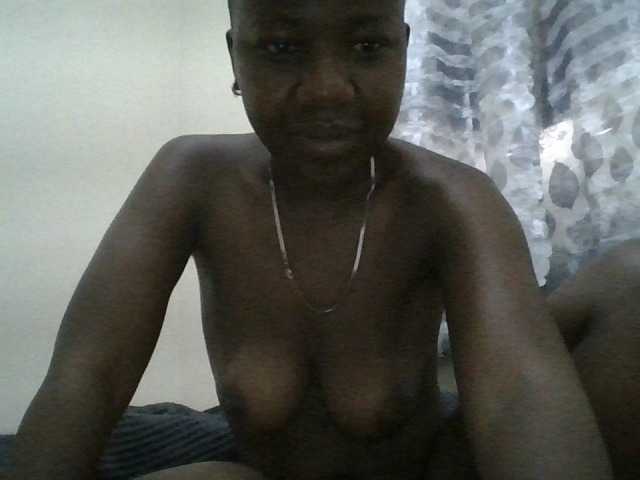 Blackdoll1 live cam on BongaCams