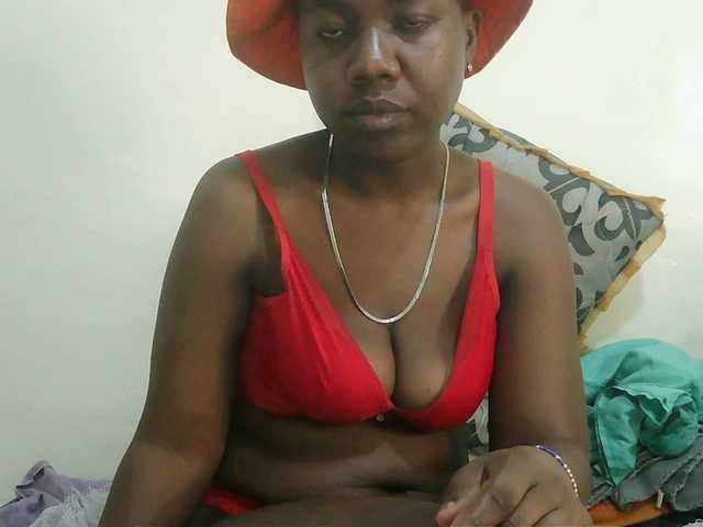 Blackdoll1 live cam on BongaCams