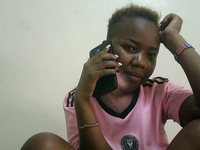 Blackdoll1 live cam on BongaCams