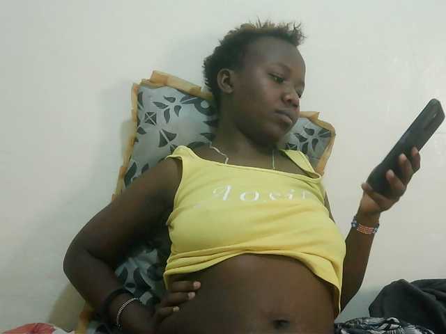 Blackdoll1 live cam on BongaCams