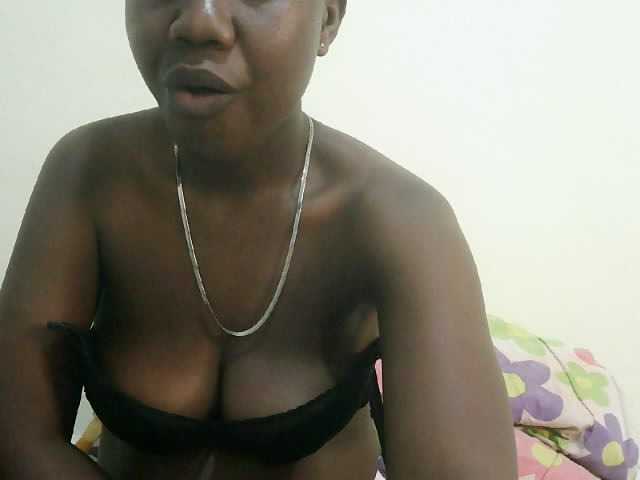 Blackdoll1 live cam on BongaCams