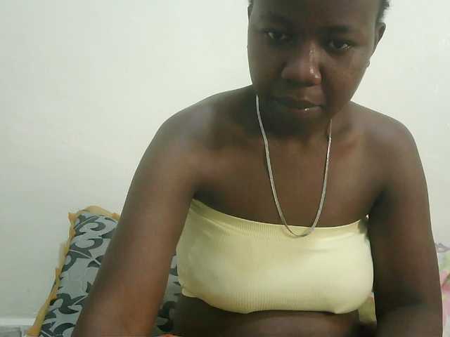Blackdoll1 live cam on BongaCams