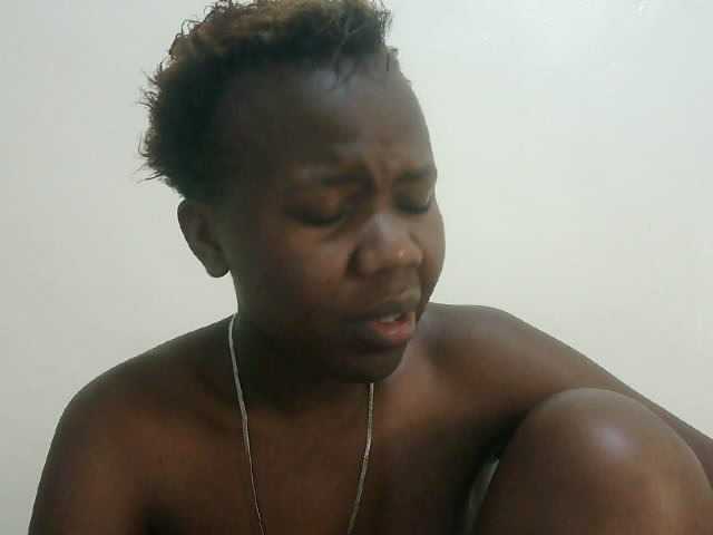 Blackdoll1 live cam on BongaCams