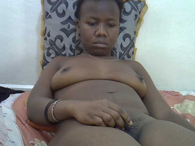 Blackdoll1 live cam on BongaCams