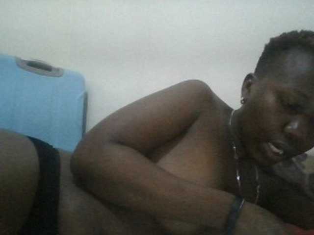 Blackdoll1 live cam on BongaCams