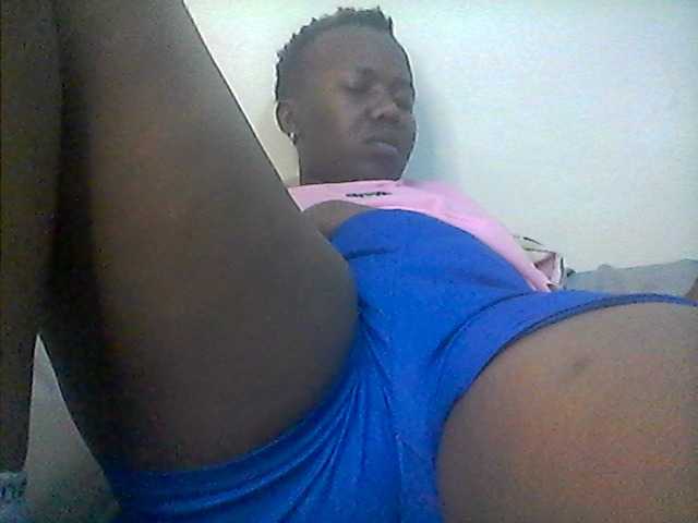 Blackdoll1 live cam on BongaCams