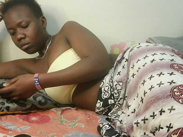Blackdoll1 live cam on BongaCams