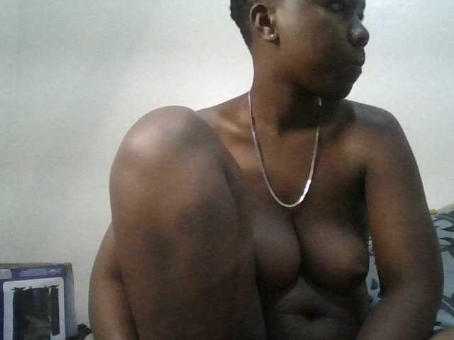 Blackdoll1 live cam on BongaCams