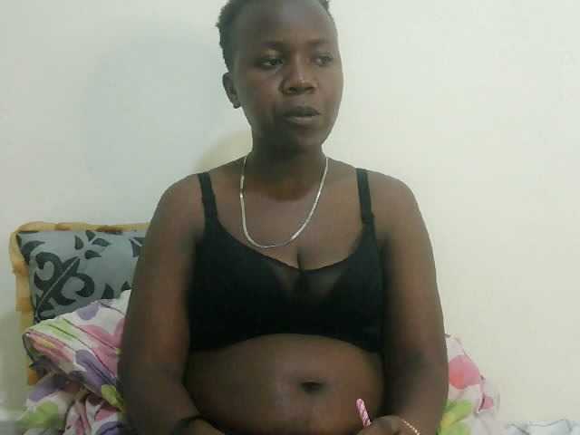Blackdoll1 live cam on BongaCams