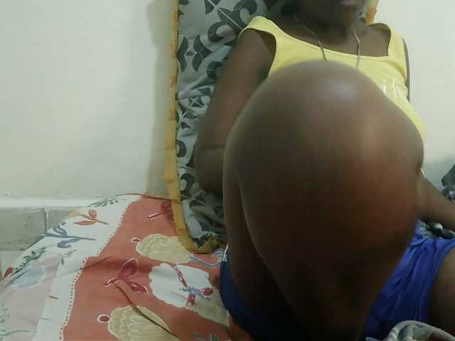 Blackdoll1 live cam on BongaCams