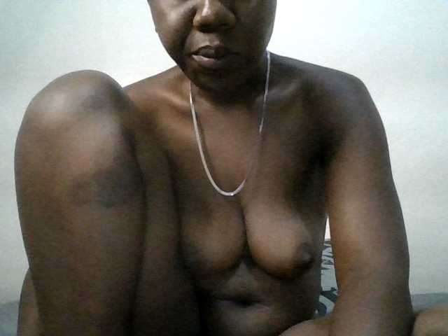 Blackdoll1 live cam on BongaCams