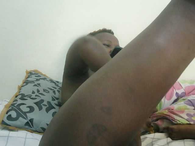 Blackdoll1 live cam on BongaCams