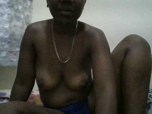 Blackdoll1 live cam on BongaCams