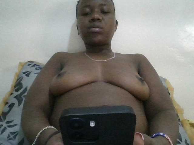 Blackdoll1 live cam on BongaCams