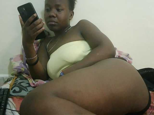 Blackdoll1 live cam on BongaCams