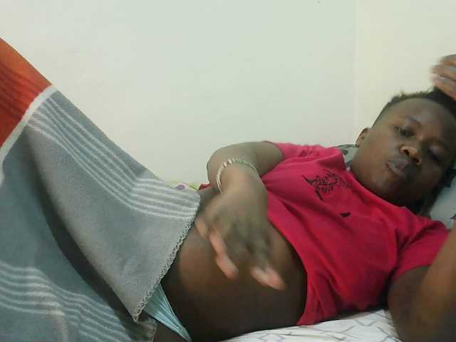 Blackdoll1 live cam on BongaCams