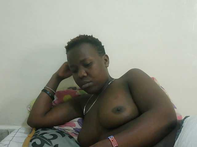 Blackdoll1 live cam on BongaCams