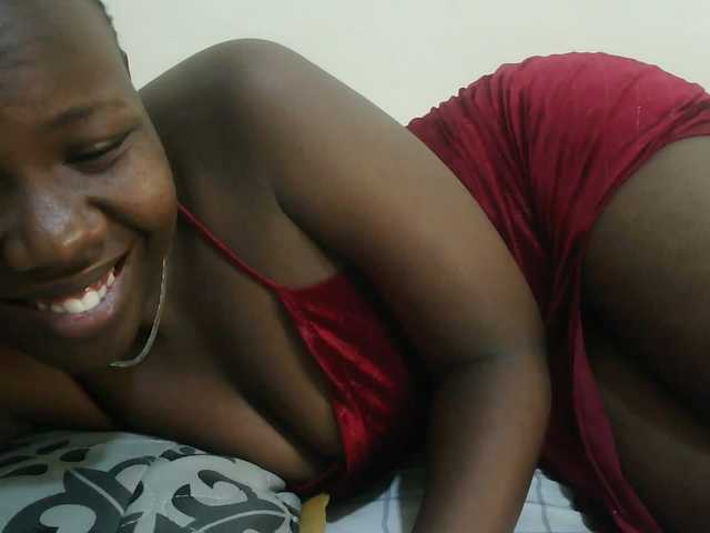 Blackdoll1 live cam on BongaCams