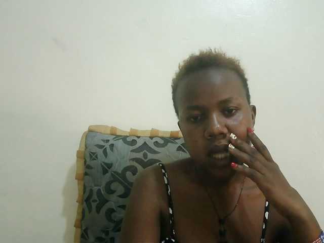Blackdoll1 live cam on BongaCams