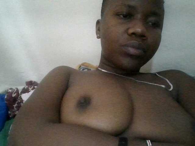 Blackdoll1 live cam on BongaCams