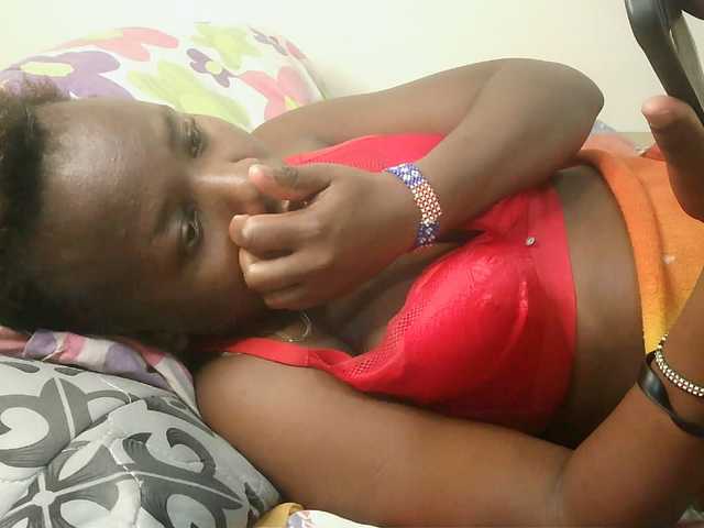 Blackdoll1 live cam on BongaCams