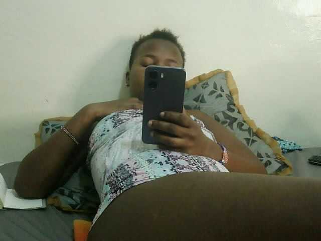 Blackdoll1 live cam on BongaCams
