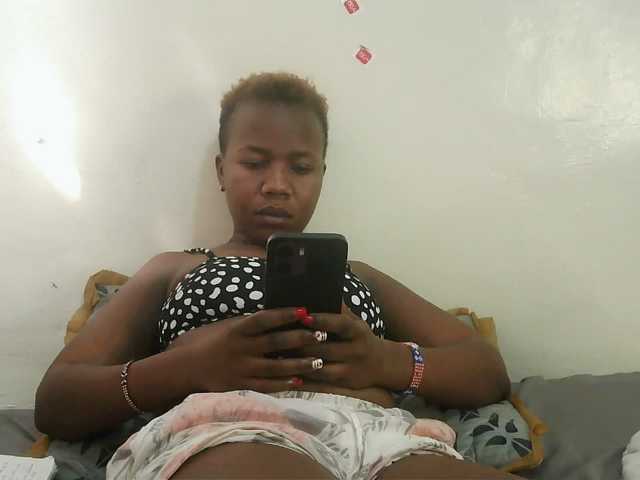Blackdoll1 live cam on BongaCams