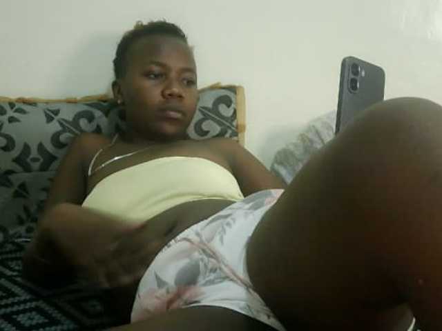 Blackdoll1 live cam on BongaCams