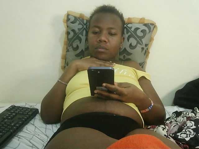 Blackdoll1 live cam on BongaCams