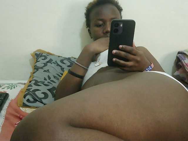Blackdoll1 live cam on BongaCams