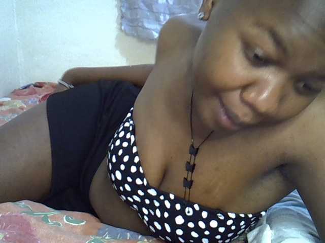 Blackdoll1 live cam on BongaCams
