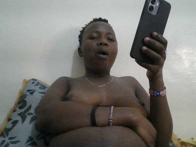 Blackdoll1 live cam on BongaCams