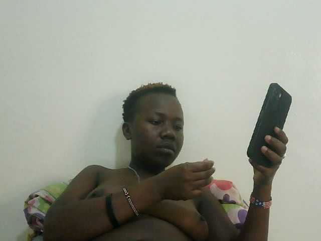 Blackdoll1 live cam on BongaCams