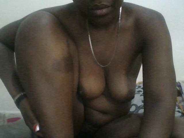 Blackdoll1 live cam on BongaCams