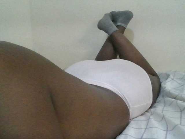 Blackdoll1 live cam on BongaCams