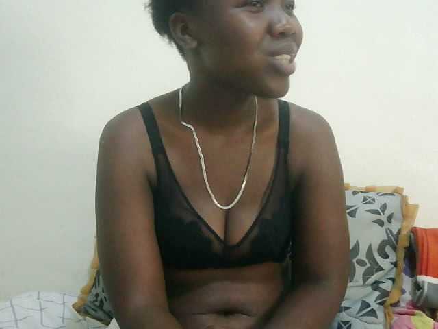 Blackdoll1 live cam on BongaCams