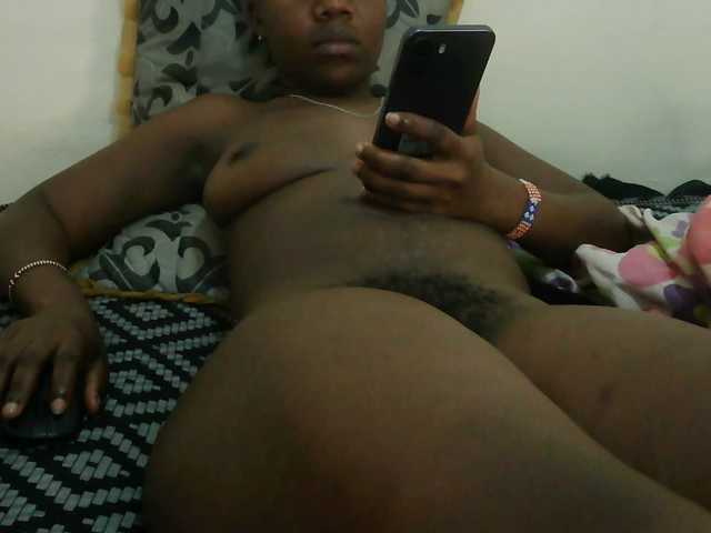 Blackdoll1 live cam on BongaCams
