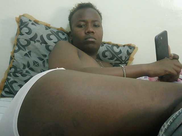 Blackdoll1 live cam on BongaCams
