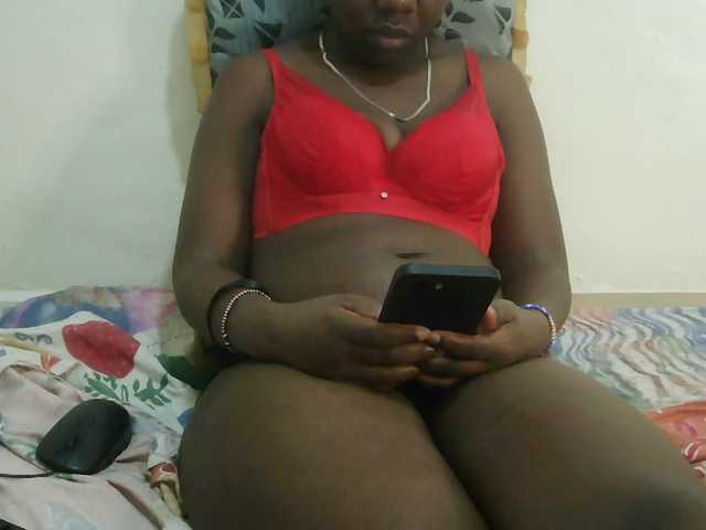 Blackdoll1 live cam on BongaCams