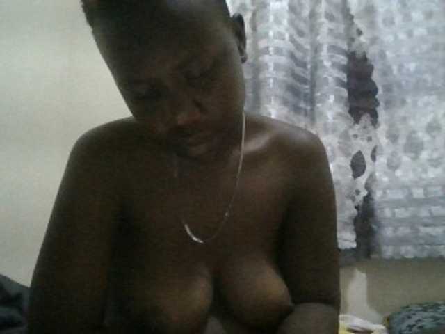 Blackdoll1 live cam on BongaCams