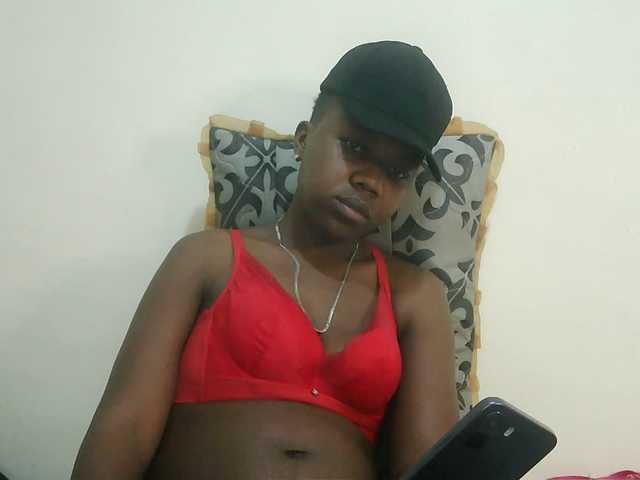 Blackdoll1 live cam on BongaCams