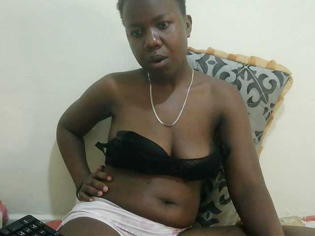 Blackdoll1 live cam on BongaCams