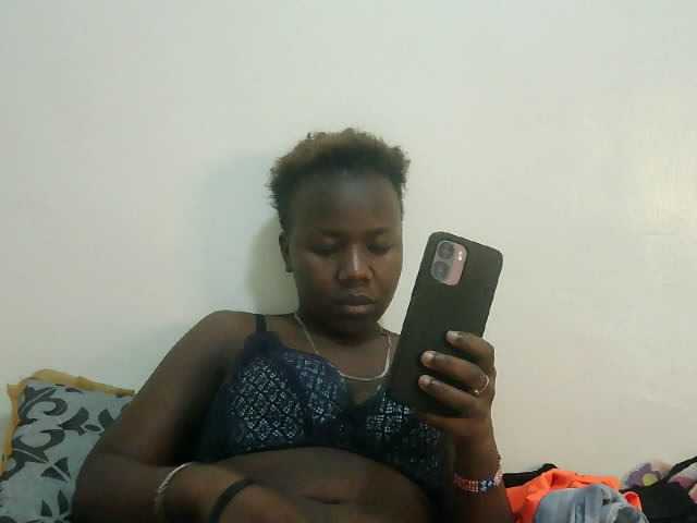 Blackdoll1 live cam on BongaCams