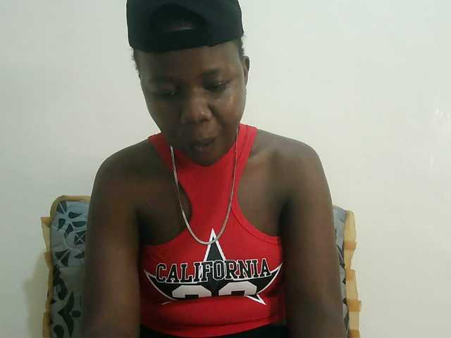 Blackdoll1 live cam on BongaCams