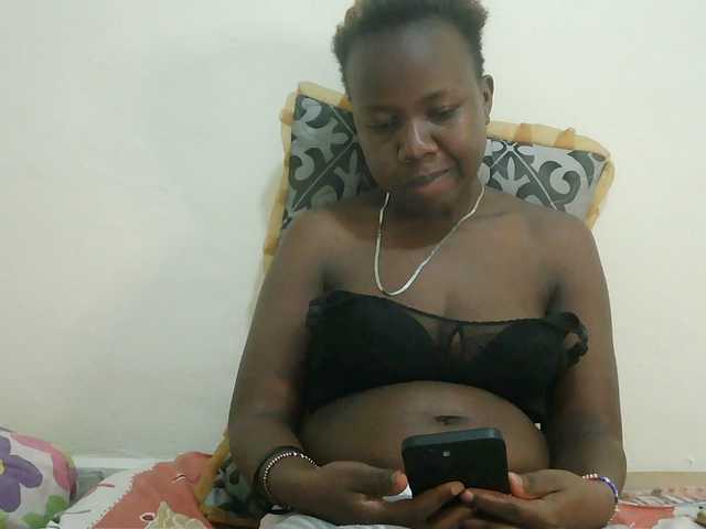 Blackdoll1 live cam on BongaCams