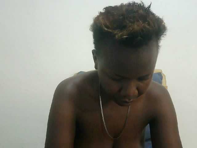 Blackdoll1 live cam on BongaCams