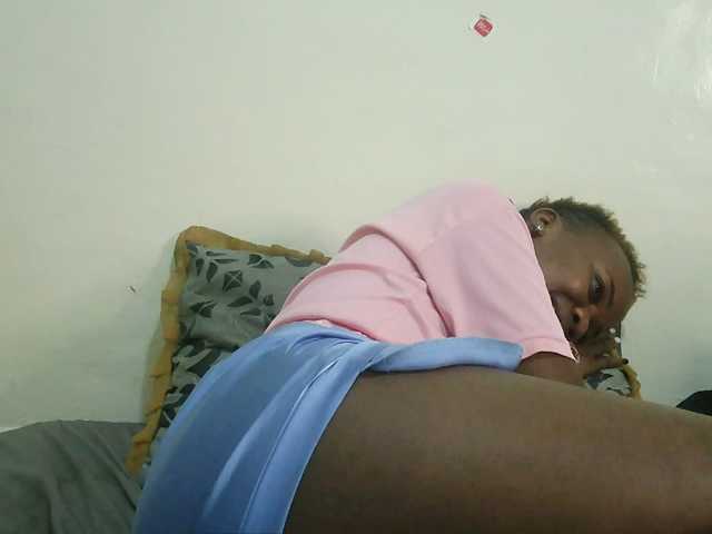 Blackdoll1 live cam on BongaCams
