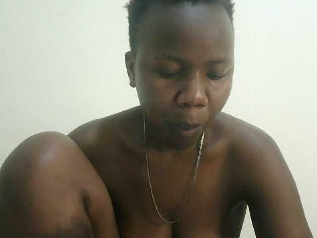 Blackdoll1 live cam on BongaCams