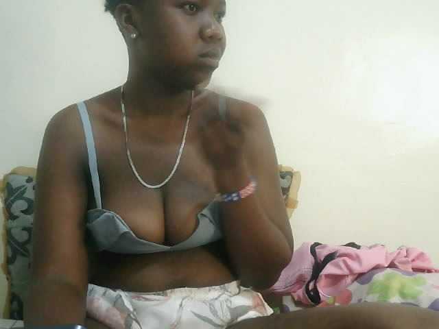 Blackdoll1 live cam on BongaCams